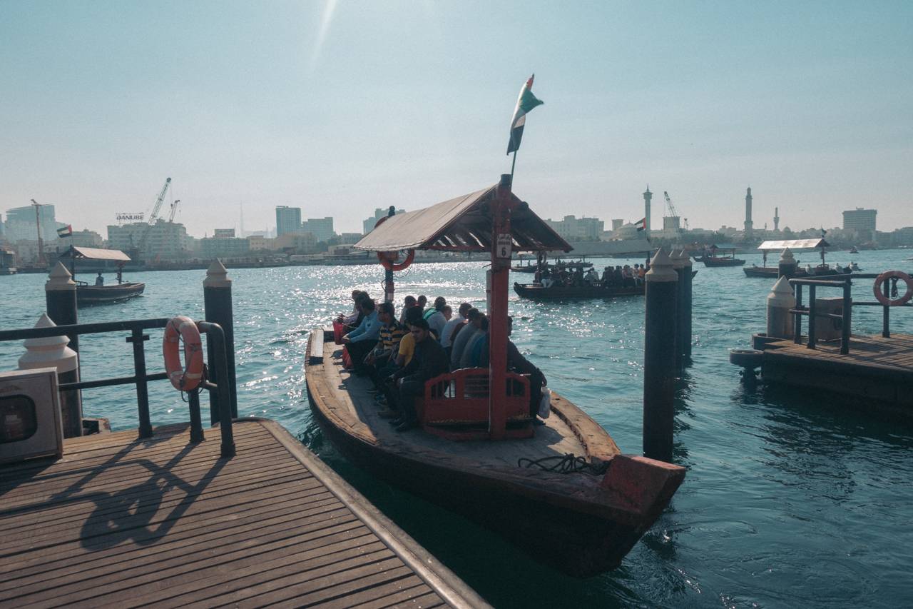 Dubai（ドバイ）：ドバイクリーク〜アラブの渡し舟アブラ - 世界23周の旅｜WORLD ODYSSEY: 23 Laps Rond The  World